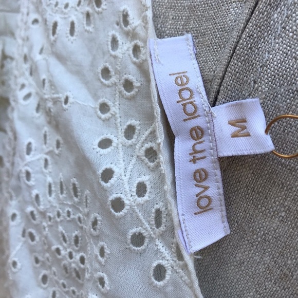 NWT Love the Label Womens Eyelet Ruffle Sleeve Tiered Dress Ecru Medium - Picture 11 of 15